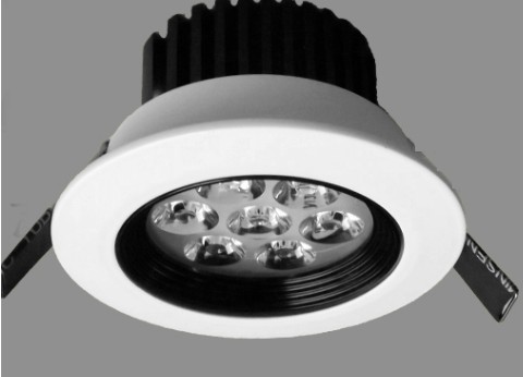 Led泛光燈抓住發(fā)展契機(jī)使其實(shí)現(xiàn)跨越式增長！